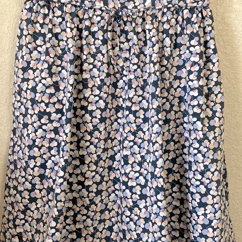 1901 Navy Floral Dress - Picture 7 of 9